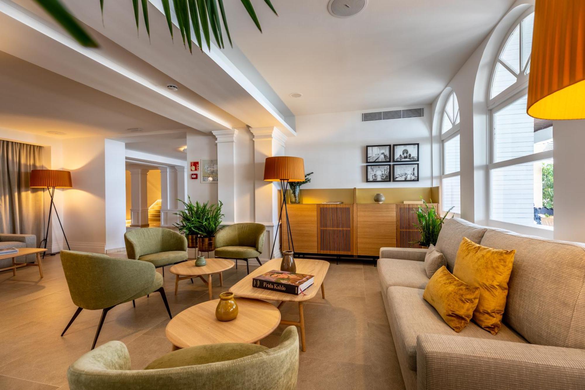 Hotel Illa D'Or & Club Apts 4* Sup ポルト・ダ・ポリェンサ エクステリア 写真